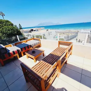2whitewaters Privatunterkunft Bloubergstrand