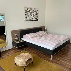Apartamento Gesamte In Zentrumsnaehe, Viena