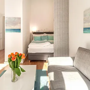 Apartamento Luxurious And Bright, 5 Min To City Center, Viena