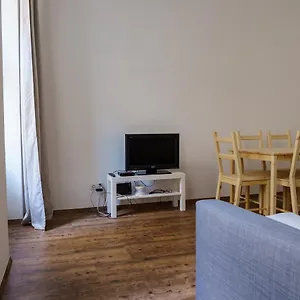Apartamento 1200, Viena