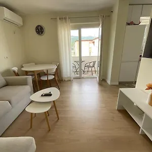 Spring In Apartment Përmet