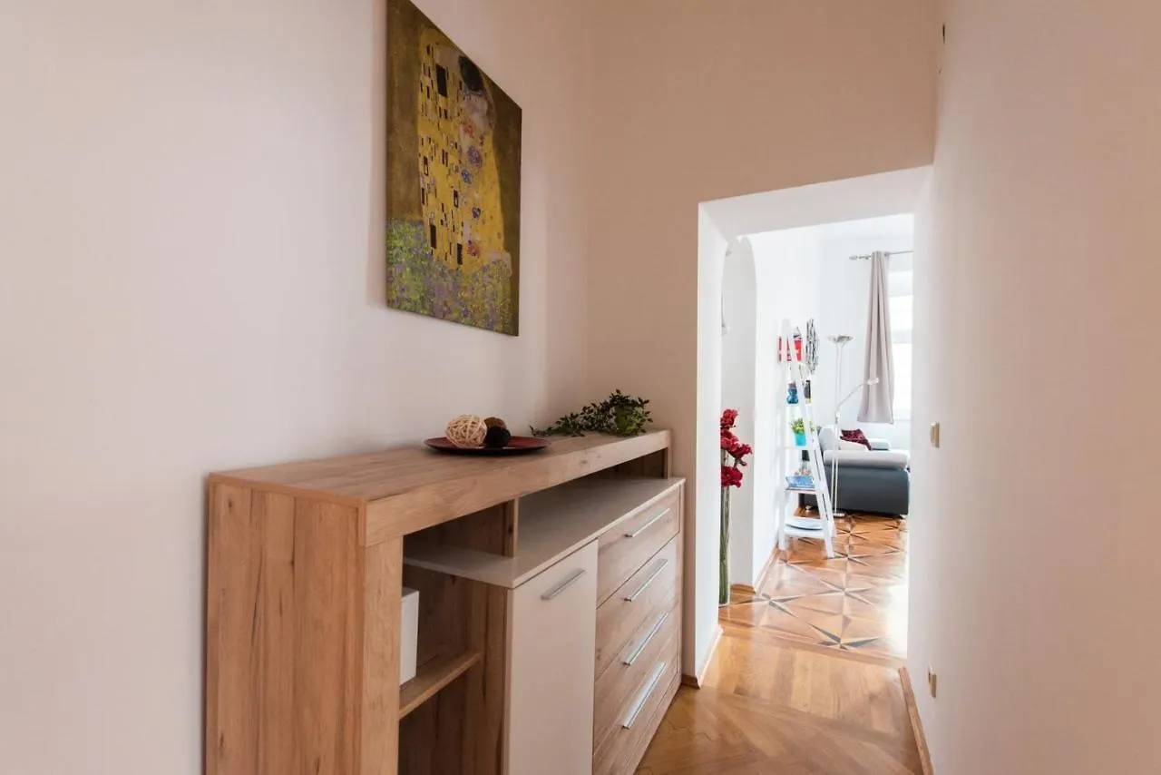 Belvedere Central Apartment Vienne